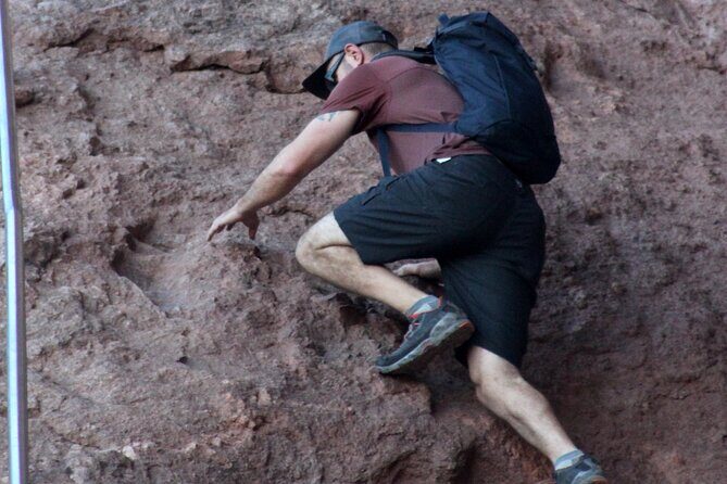 Epic Camelback Mountain Guided Hiking Adventure in Phoenix, Arizona - Route pacing: how the climb is managed for a mixed group