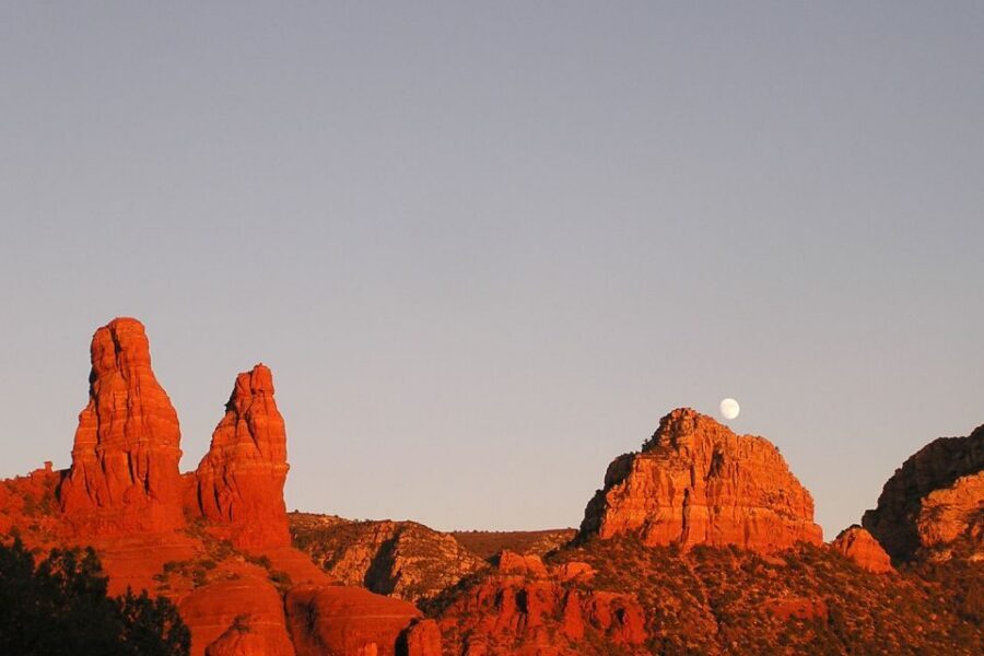 From Phoenix: Full-Day Sedona Small-Group Tour - Sedona Town Time: Shops, Galleries, and the Psychic-Reading Option
