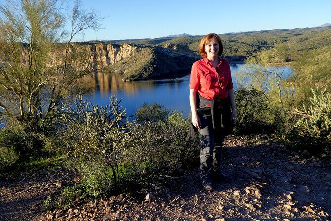 Guided Hike: Saguaro Lake View - Small-group guidance: The difference between walking and learning