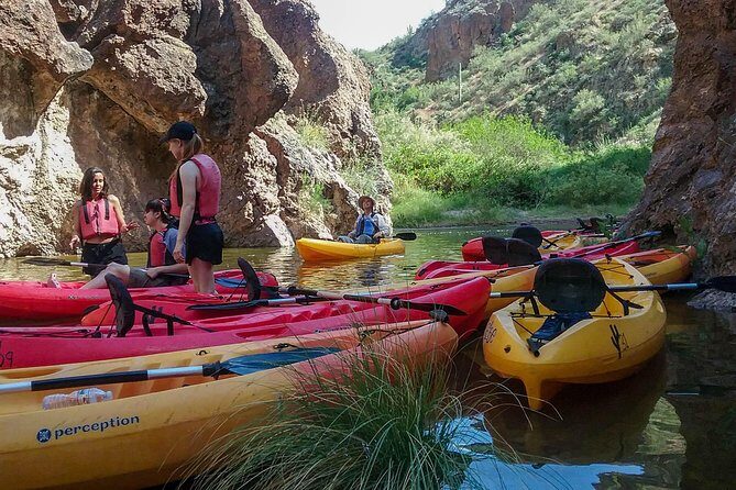 Kayaking 2 Hr Canyon & Cliffside on Saguaro Lake - The mandatory orientation that makes self-guided feel manageable