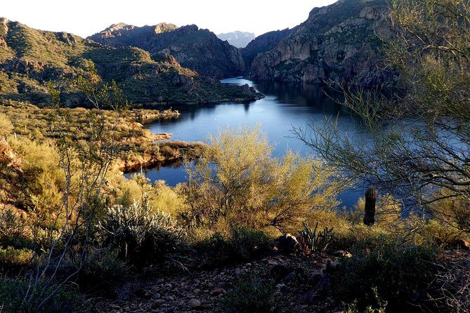 Kayaking 2 Hr Canyon & Cliffside on Saguaro Lake - Single sit-on-top kayaks and paddleboards: what that changes