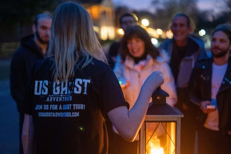 Phoenix: Ghosts & Poltergeists Guided Haunted Walking Tour - Phoenix after dark: why this tour works at 8 PM