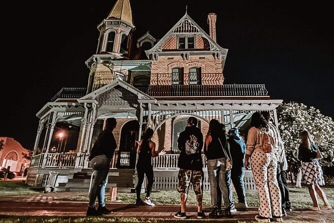 Phoenix History, Mystery and Ghosts Tour - Melinda’s Alley: a quick sprint through the legend