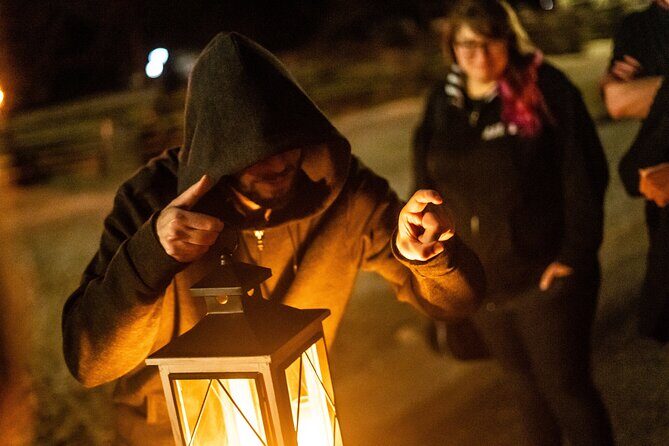 Phoenix Ultimate Dead of Night Ghost Tour - Phoenix at 10:30 pm: why this Dead of Night walk hits differently