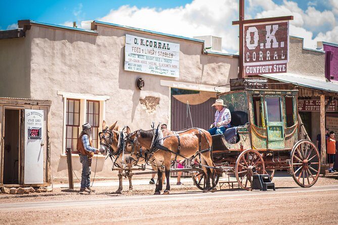 Private Tombstone Arizona and San Xavier Mission Day Trip - What to expect: pacing, timing, and a border checkpoint detail