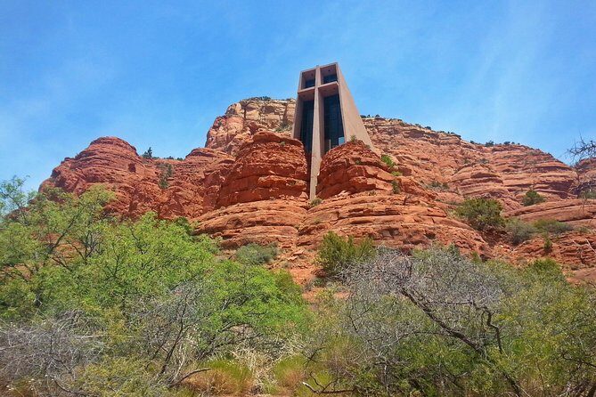Small Group or Private Sedona and Native American Ruins Day Tour - Guides Matter: Humor, Photo Tips, and Real Handling