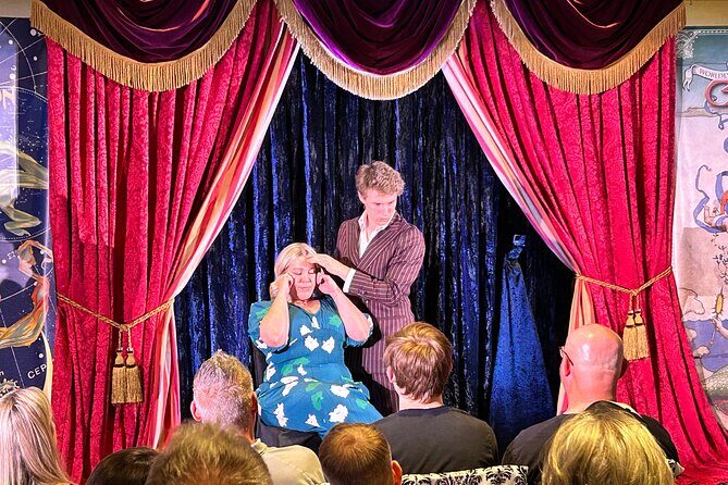 The UP-CLOSE Magic Experience! Downtown Phoenix - Who Should Book This Magic and Comedy Show
